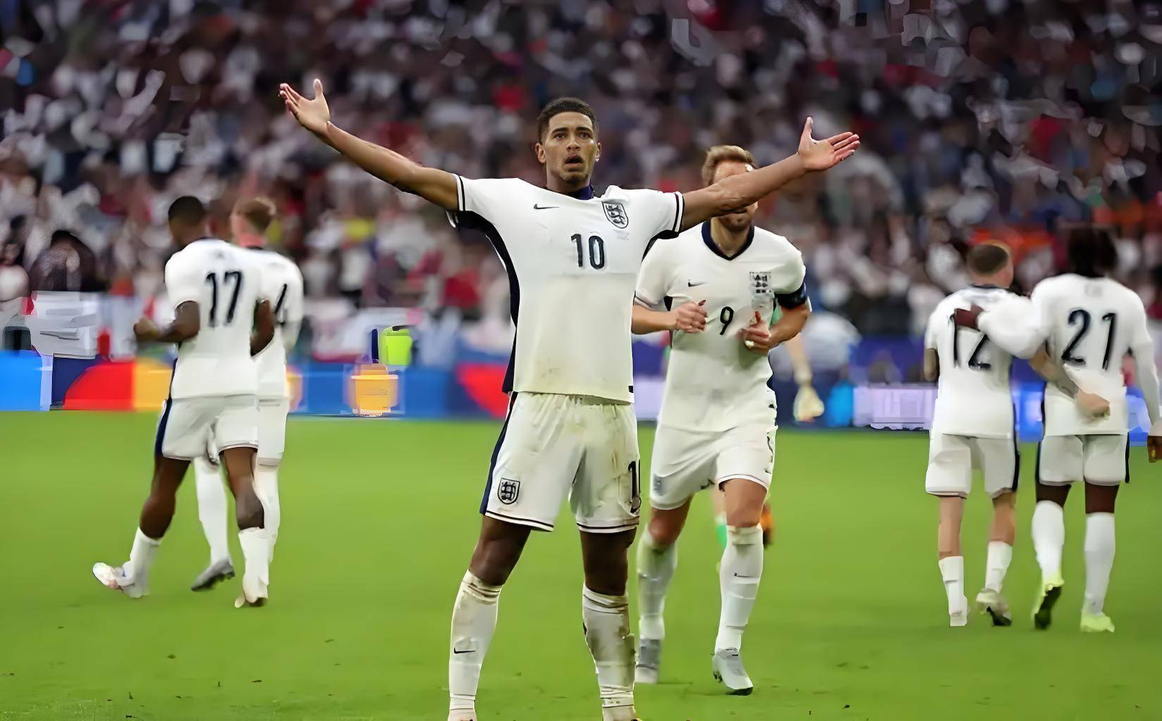 包含加时末段体能课后;英格兰国家队刷新队史纪录备战葡超;引发热议;阵容厚度经受考验的词条 包含加时末段体能课后;英格兰国家队刷新队史纪录备战葡超;引发热议;阵容厚度经受考验的词条