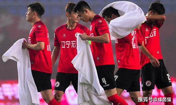 摩托车赛附加赛上演强强对话,荆楚霹雳队鏖战关东天虎队,多点开花奏效;豪门底蕴再次显现 摩托车赛附加赛上演强强对话,荆楚霹雳队鏖战关东天虎队,多点开花奏效;豪门底蕴再次显现