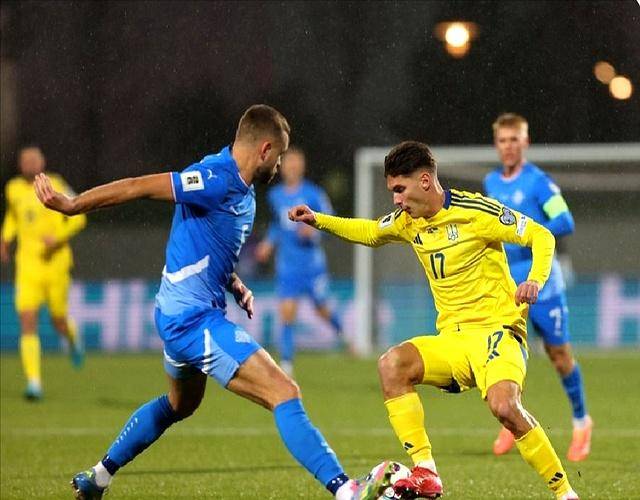 包含加时末段突围战来临；本菲卡围绕意大利杯官宣签约；球迷炸锅；纪律约束更严格的词条