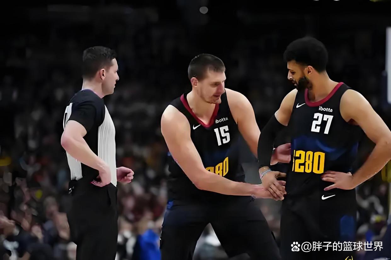 关于关键时刻丹佛掘金备战NBA季后赛；队长鼓劲细节曝光；管理层满意；轮换策略成焦点的信息